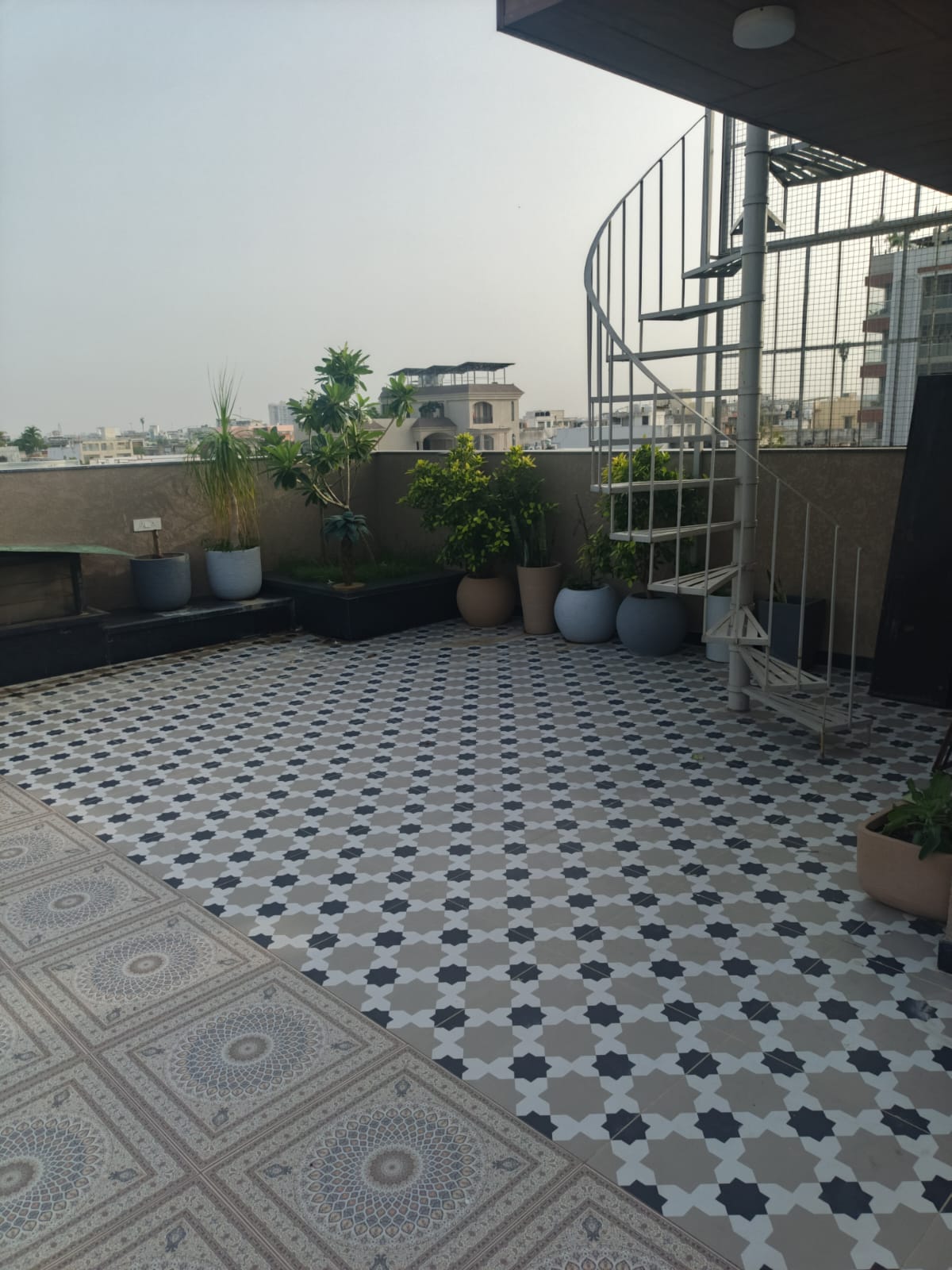 fully furnished luxurious 1 room set in nirman nagar only for girls-Nirman Nagar-Jaipur